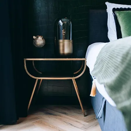 Bardot Bed and breakfast 3*