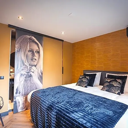 Bardot Purmerend