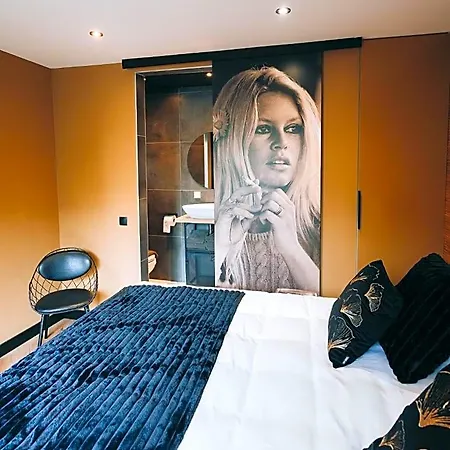 Bardot Bed & Breakfast Purmerend