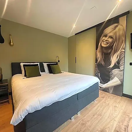 Bed & Breakfast Bardot 3*