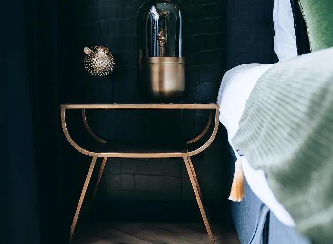 Bardot Bed & Breakfast 3*