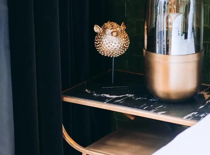 Bardot Bed & Breakfast